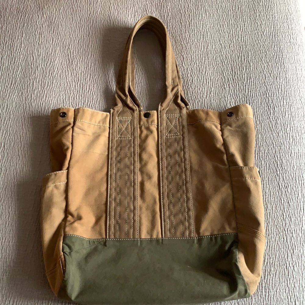 Wallace and Barnes bag.
